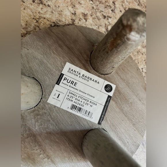 Wooden riser - Picture 4 of 4